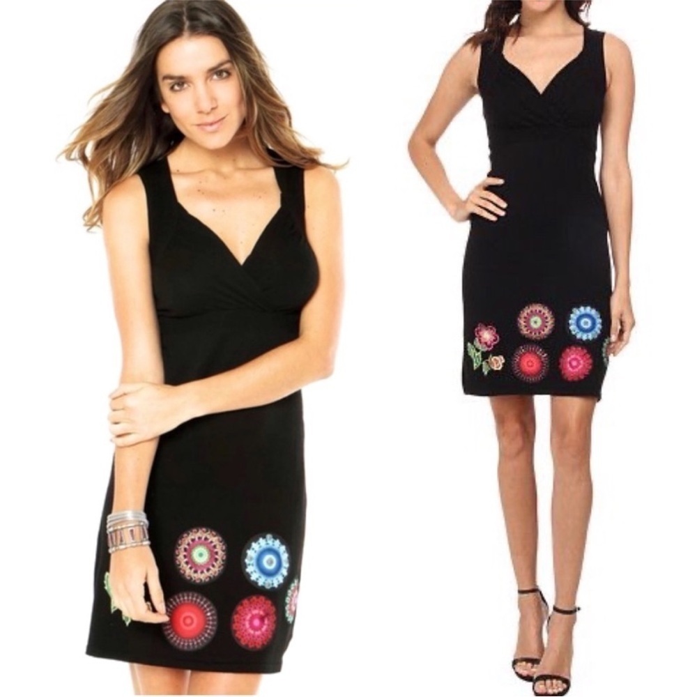 Desigual Black Knit Boho Floral Embroidered Patch V Neck Mini Dress Size Large